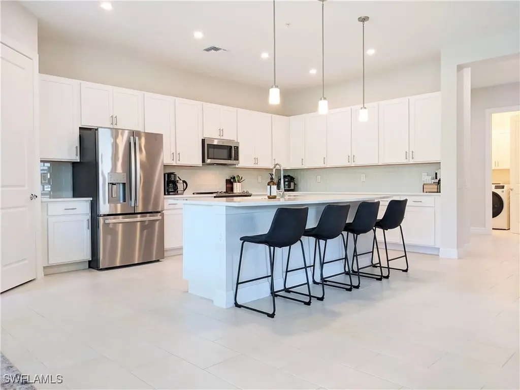 178 Indies Drive E Naples FL 34114