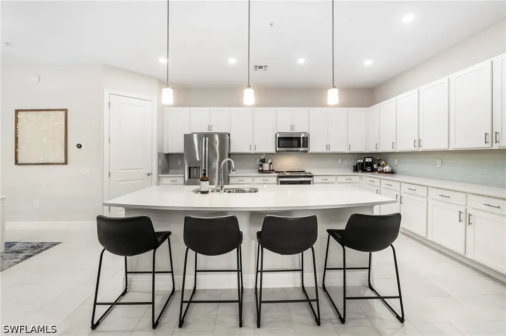 178 Indies Drive E Naples FL 34114