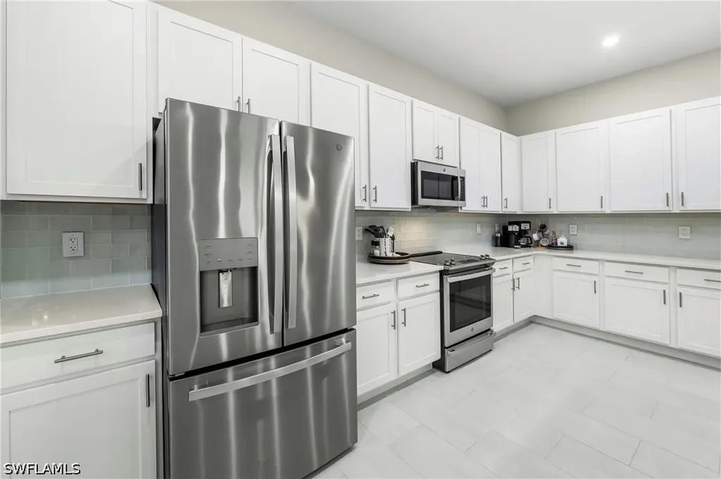 178 Indies Drive E Naples FL 34114