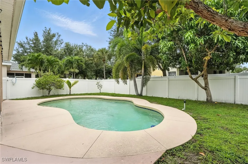 10043 Winding River Road Punta Gorda FL 33950