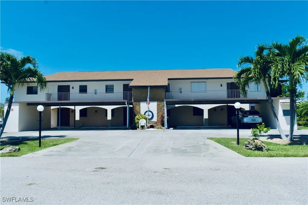 3720 SE 10th Avenue Cape Coral FL 33904