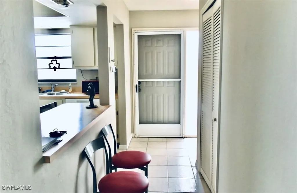 3720 SE 10th Avenue Cape Coral FL 33904