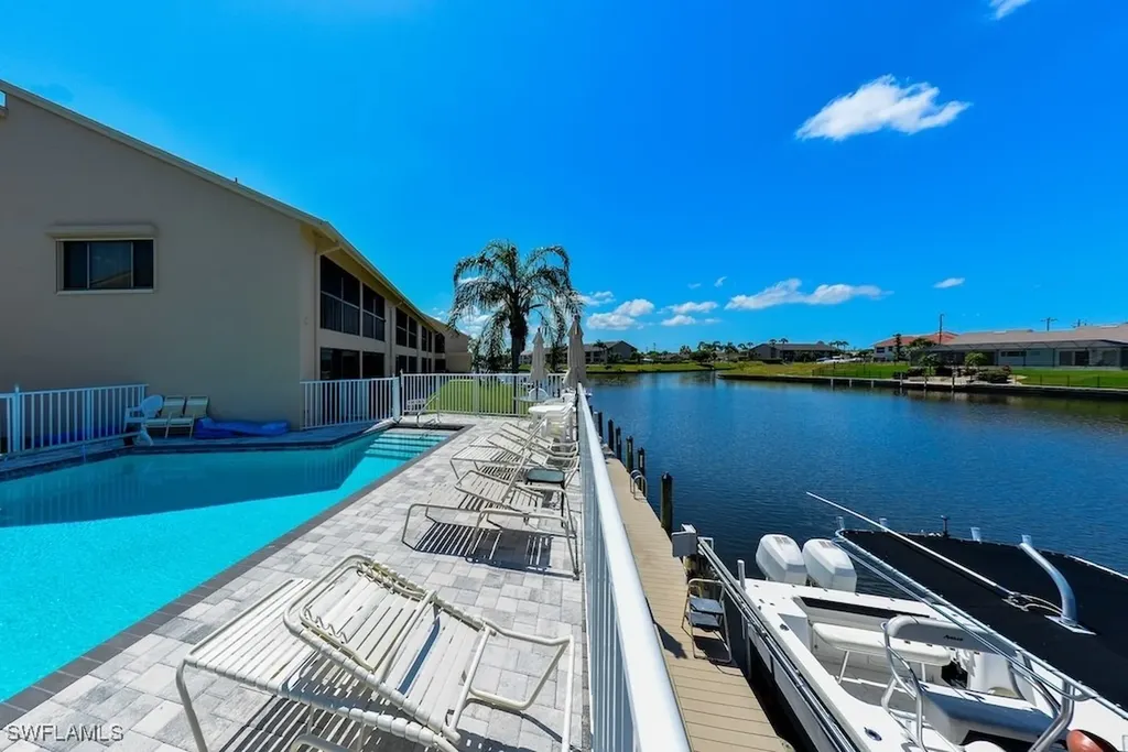 3708 SE 12th Avenue Cape Coral FL 33904