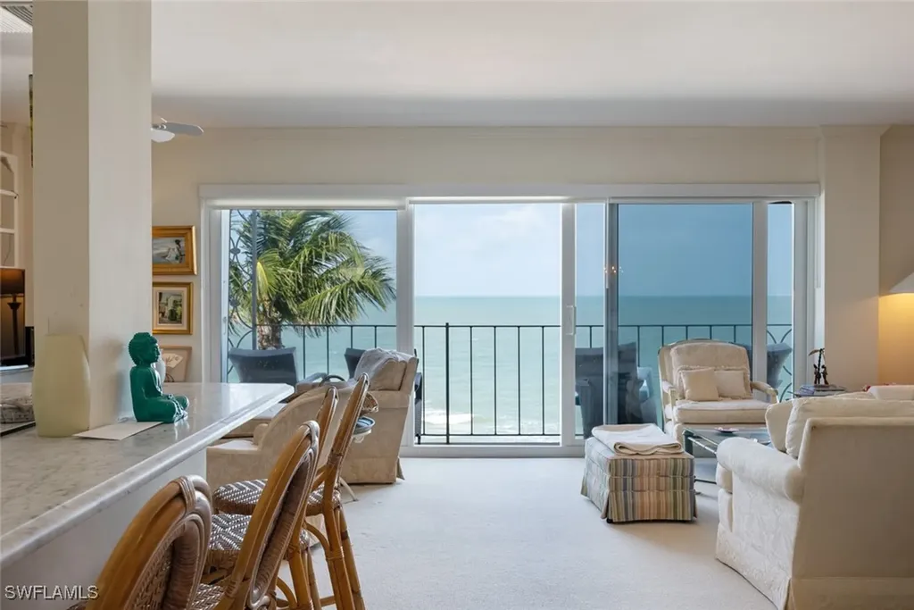 2011 Gulf Shore Boulevard N Naples FL 34102