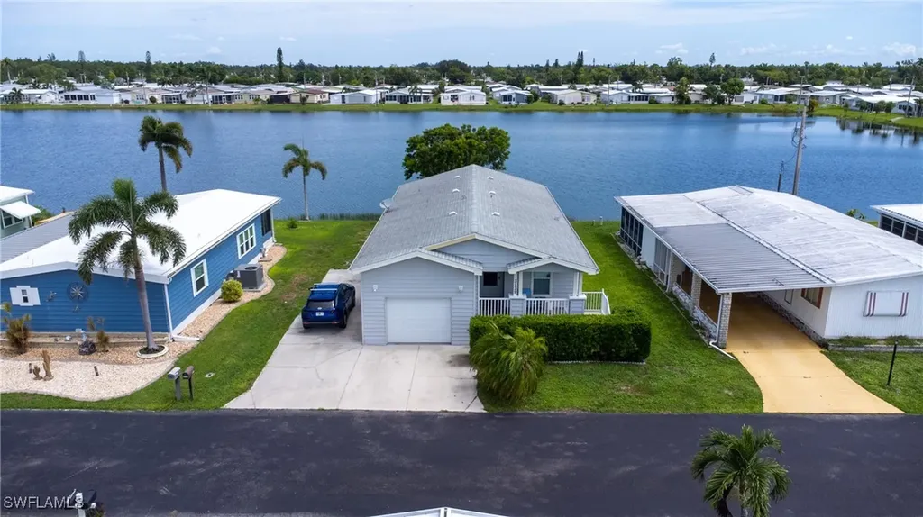 3139 Indian Village Lane North Fort Myers FL 33917