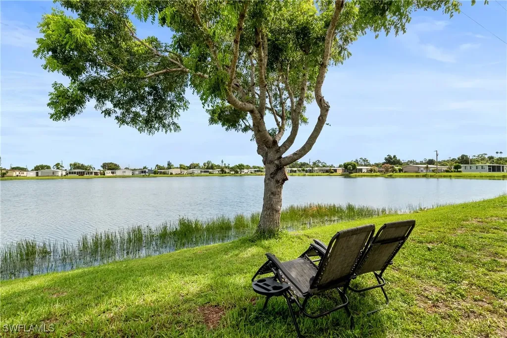 3139 Indian Village Lane North Fort Myers FL 33917