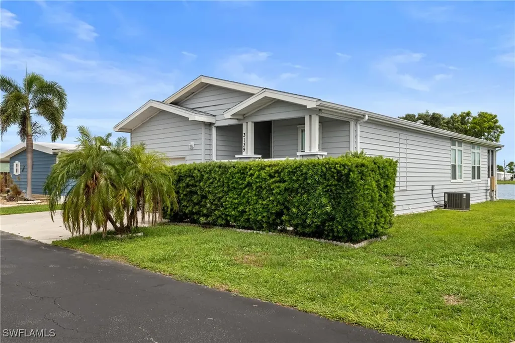 3139 Indian Village Lane North Fort Myers FL 33917