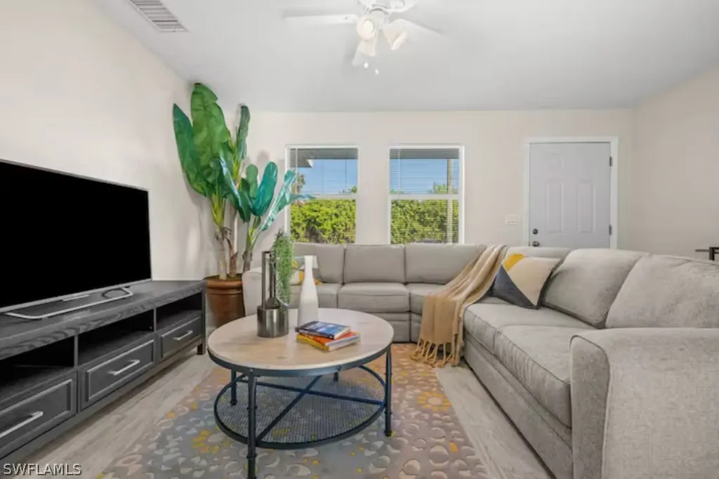 2715 Lee Street Punta Gorda FL 33950
