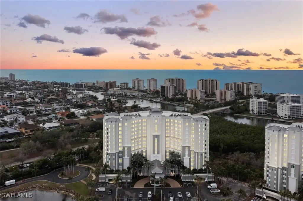 300 Dunes Boulevard Naples FL 34110