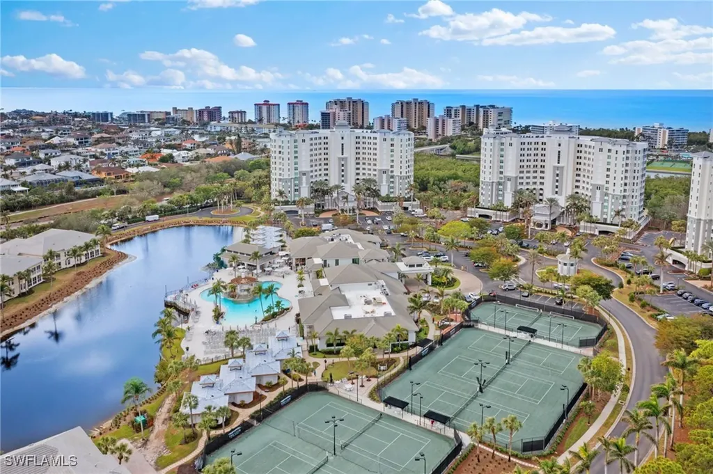300 Dunes Boulevard Naples FL 34110