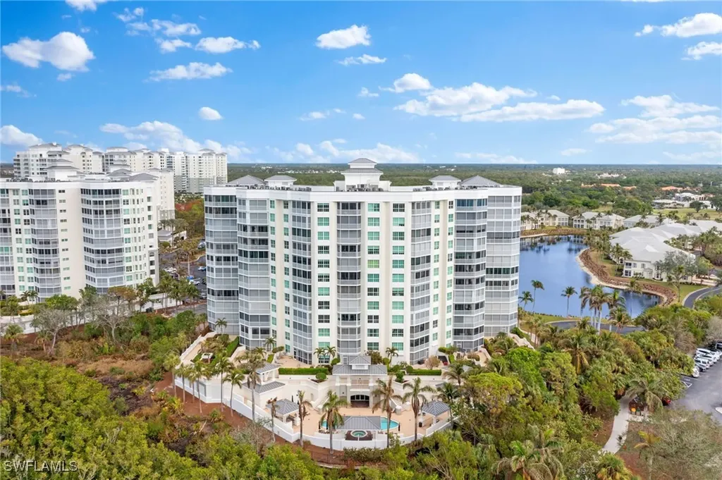 300 Dunes Boulevard Naples FL 34110