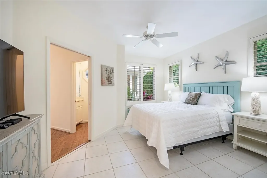 369 2nd Avenue N Naples FL 34102