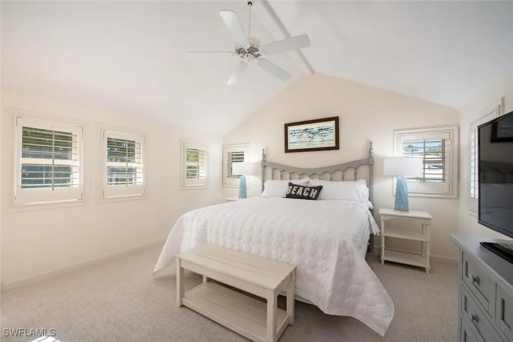 369 2nd Avenue N Naples FL 34102