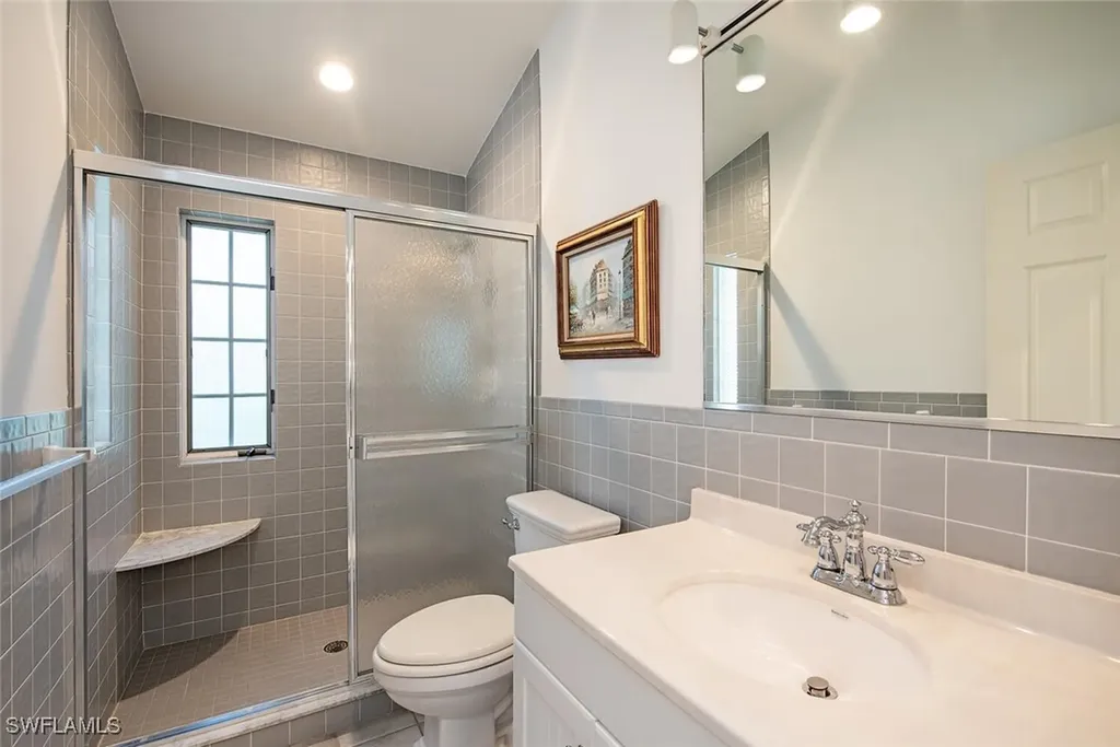 369 2nd Avenue N Naples FL 34102