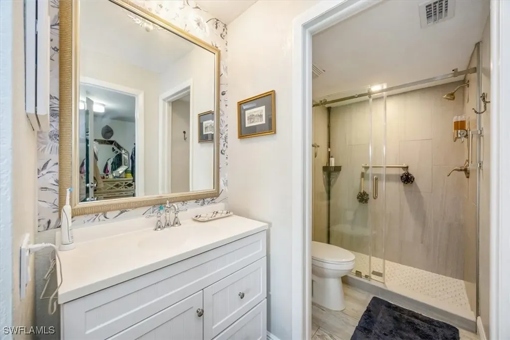 1330 Derbyshire Court Naples FL 34116