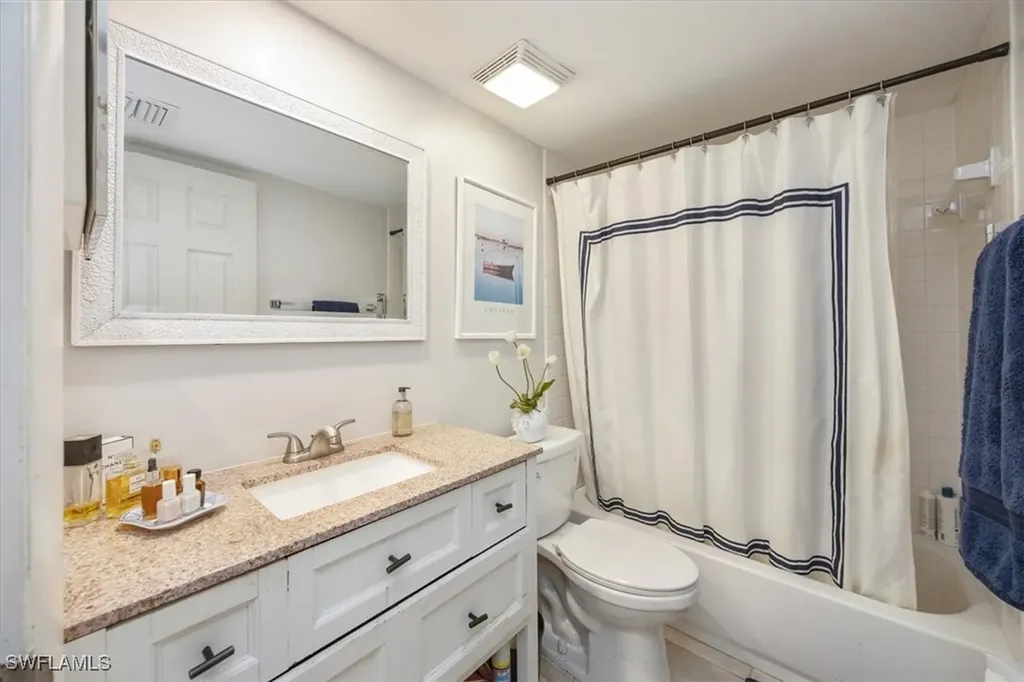 1330 Derbyshire Court Naples FL 34116