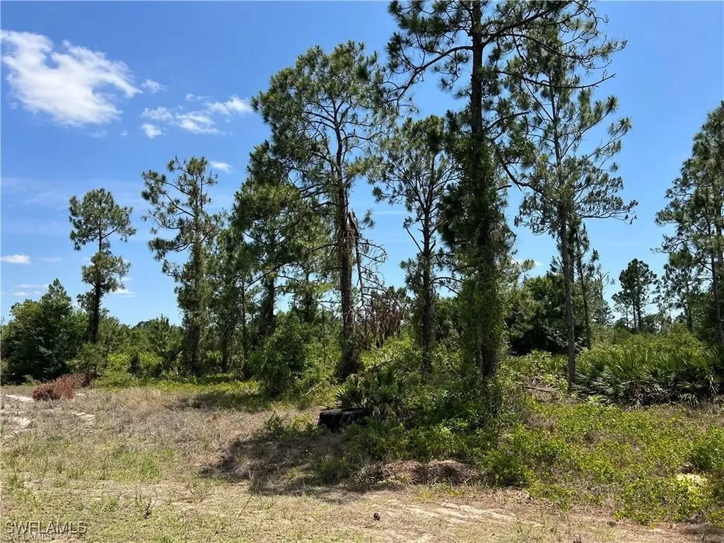 7897 5th Place Labelle FL 33935