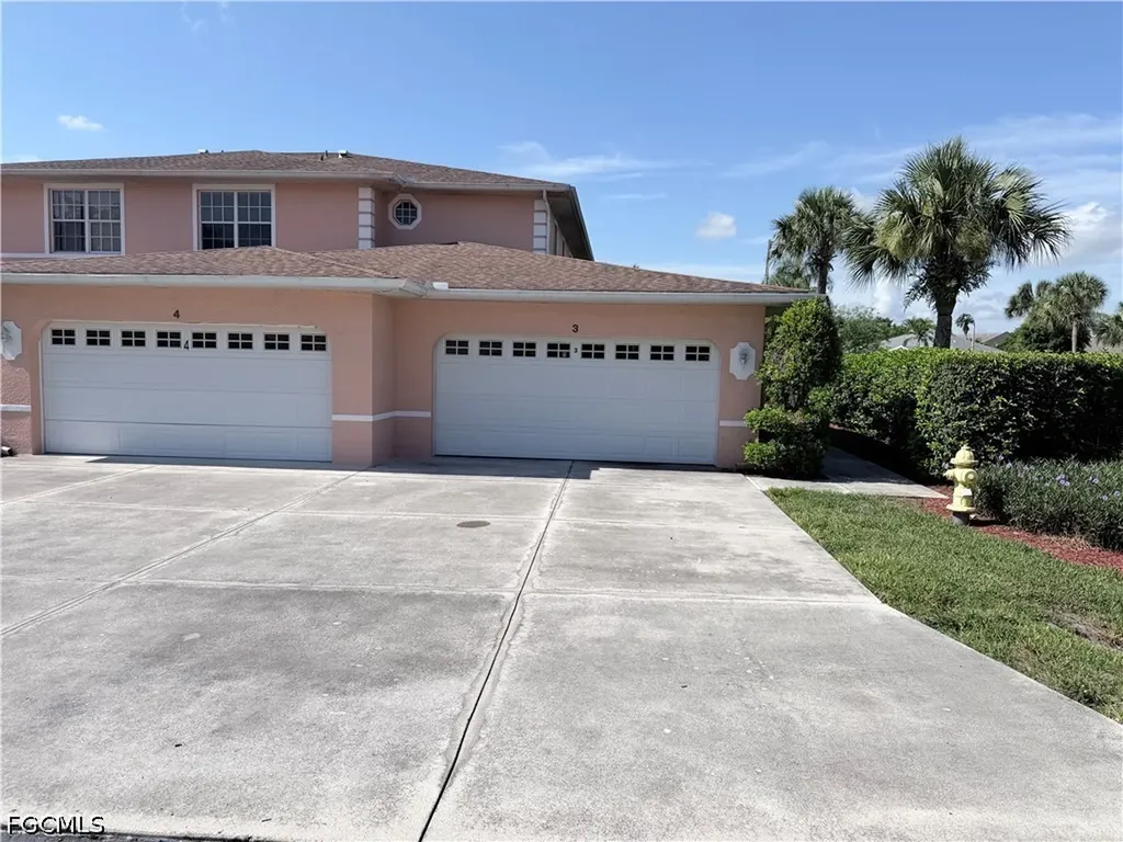 20028 Lake Vista Circle N Lehigh Acres FL 33936