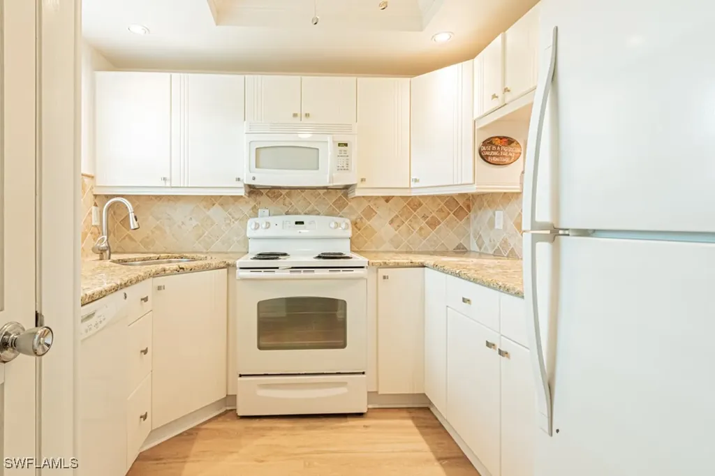 325 Charlemagne Boulevard Naples FL 34112