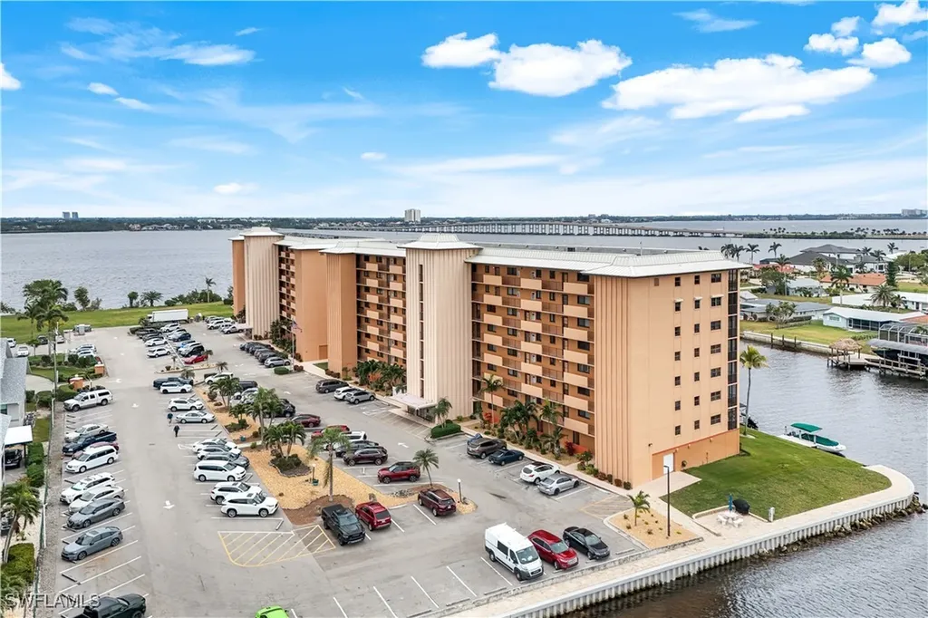 4260 SE 20th Place Cape Coral FL 33904