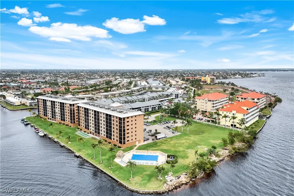 4260 SE 20th Place Cape Coral FL 33904