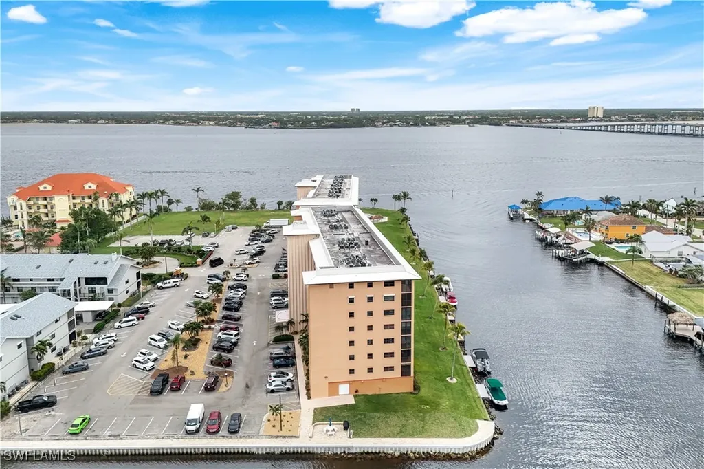 4260 SE 20th Place Cape Coral FL 33904