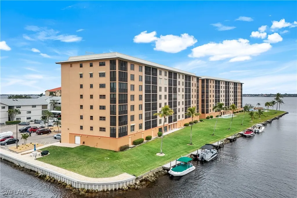 4260 SE 20th Place Cape Coral FL 33904