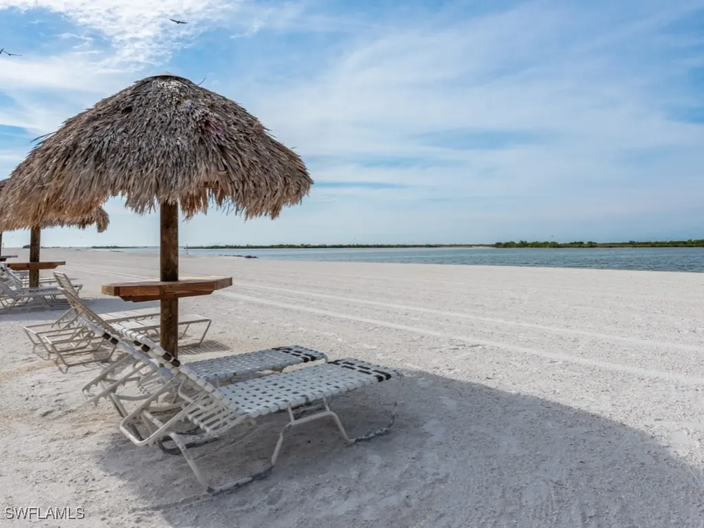 950 Sea Oats Court Marco Island FL 34145