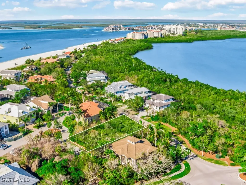 950 Sea Oats Court Marco Island FL 34145