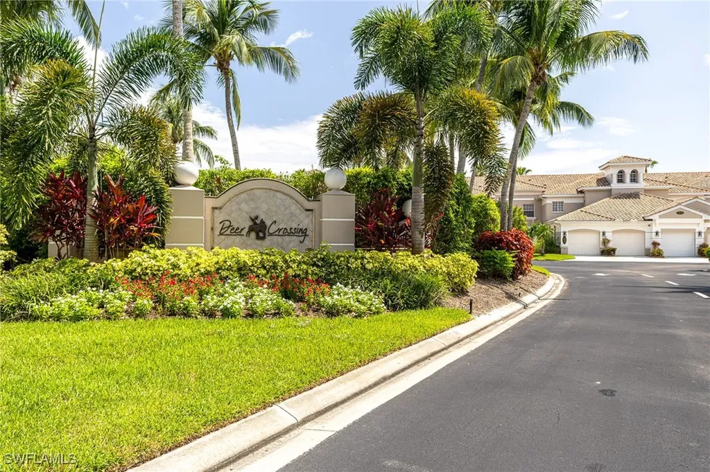 3975 Deer Crossing Court Naples FL 34114