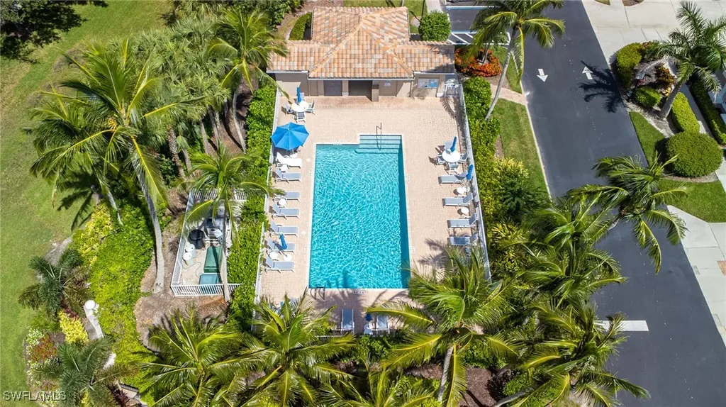 3975 Deer Crossing Court Naples FL 34114