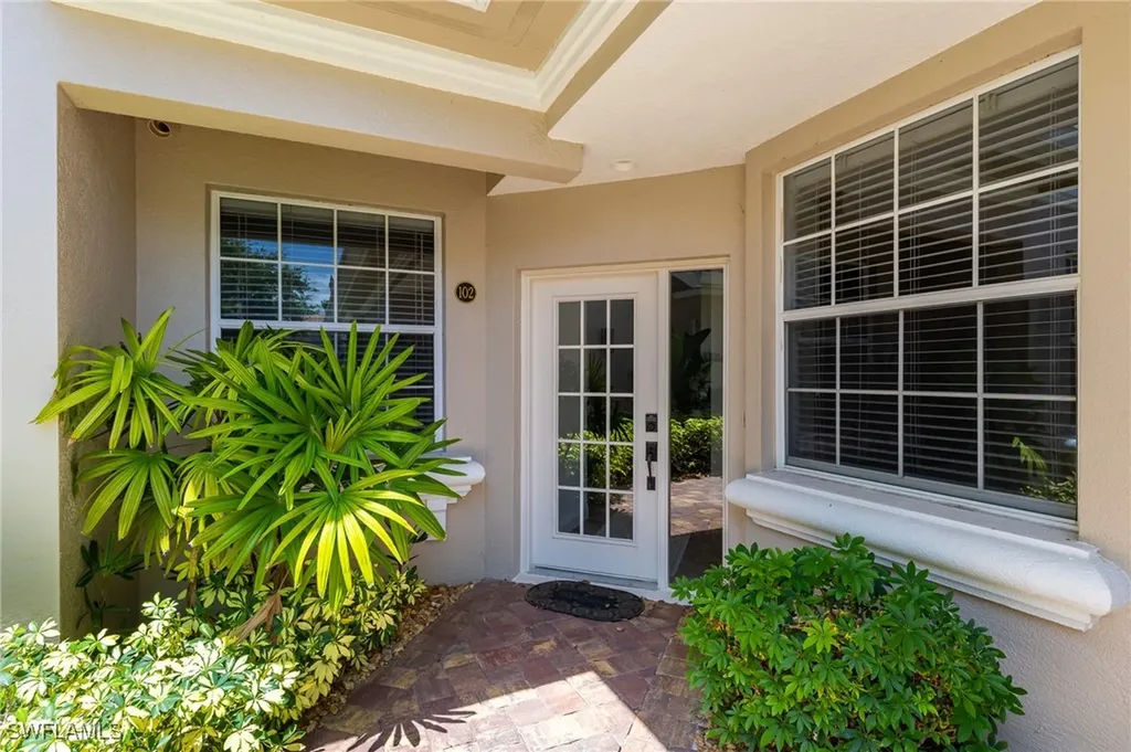 3975 Deer Crossing Court Naples FL 34114