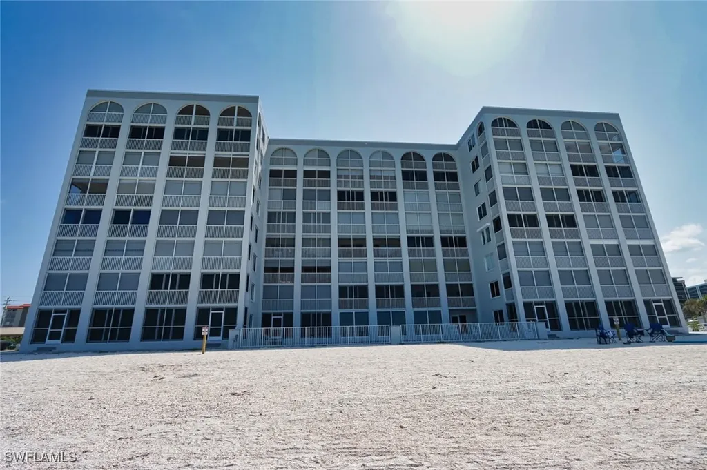 26000 Hickory Boulevard Bonita Springs FL 34134