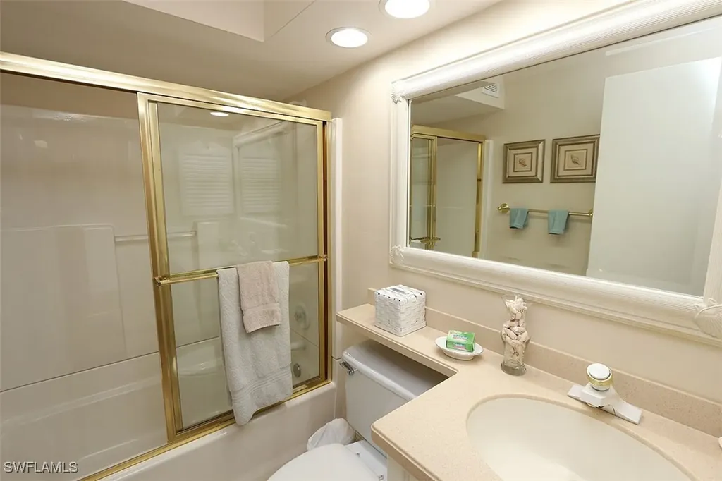 26000 Hickory Boulevard Bonita Springs FL 34134