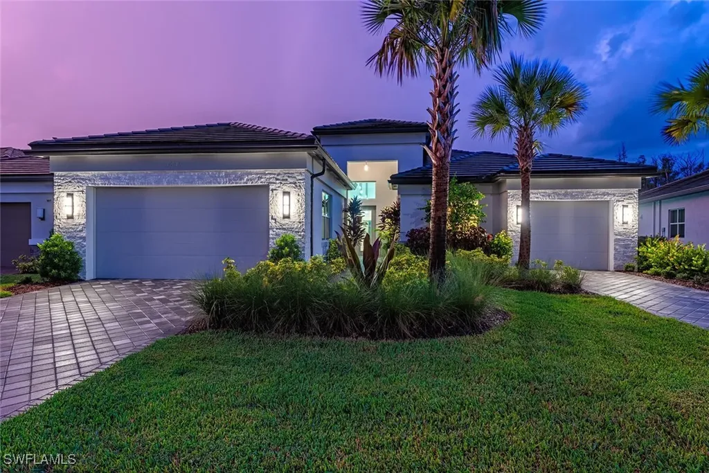 Naples FL, 12049 Azalea Way