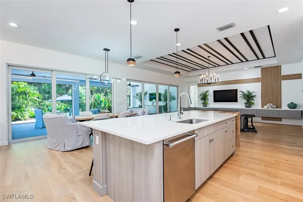 12049 Azalea Way Naples FL 34120