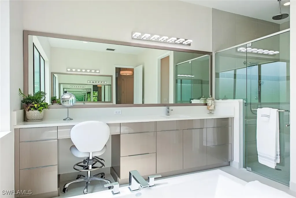12049 Azalea Way Naples FL 34120