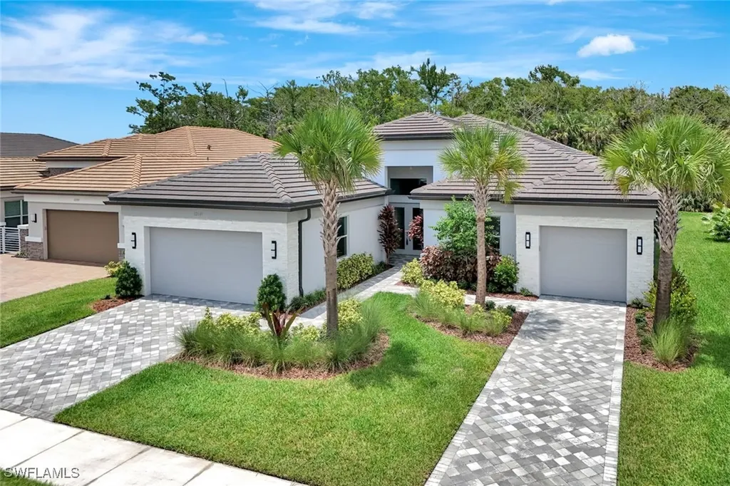 12049 Azalea Way Naples FL 34120
