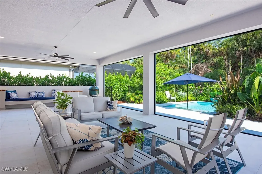 12049 Azalea Way Naples FL 34120
