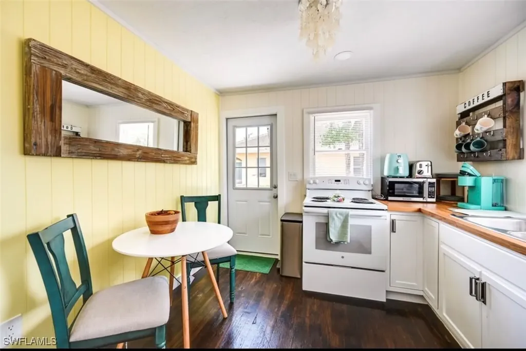 26900 N Riverside Drive Bonita Springs FL 34135