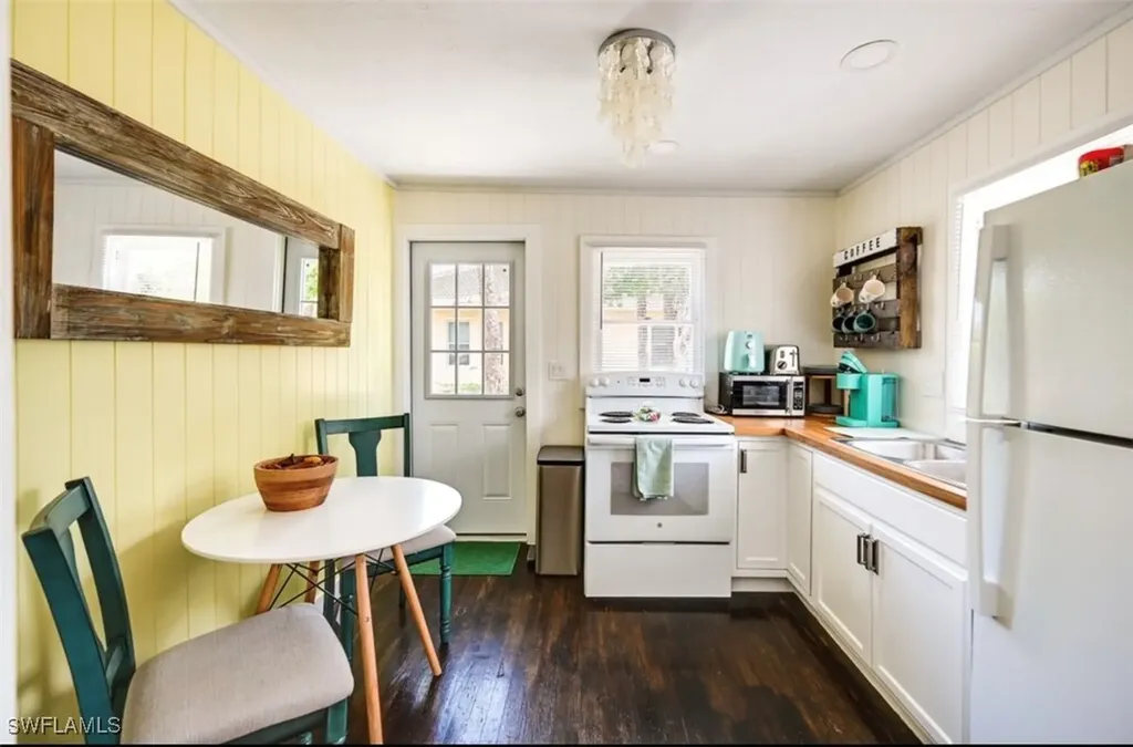 26900 N Riverside Drive Bonita Springs FL 34135