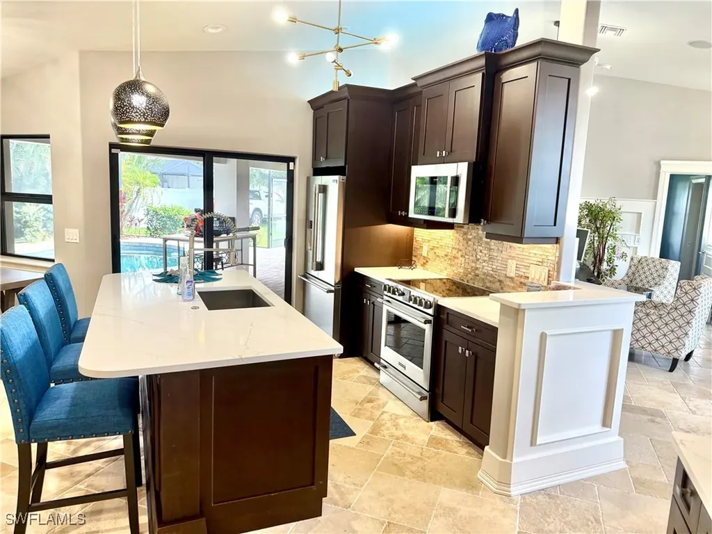 3114 Chiquita Boulevard S Cape Coral FL 33914