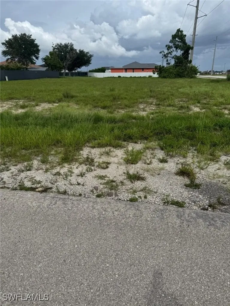 1313 Kismet Parkway W Cape Coral FL 33993