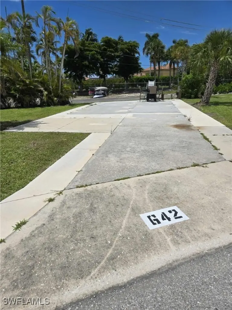 19681 Summerlin 642 Road Fort Myers FL 33908