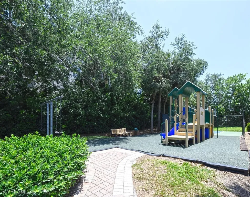 1051 Egrets Walk Circle Naples FL 34108