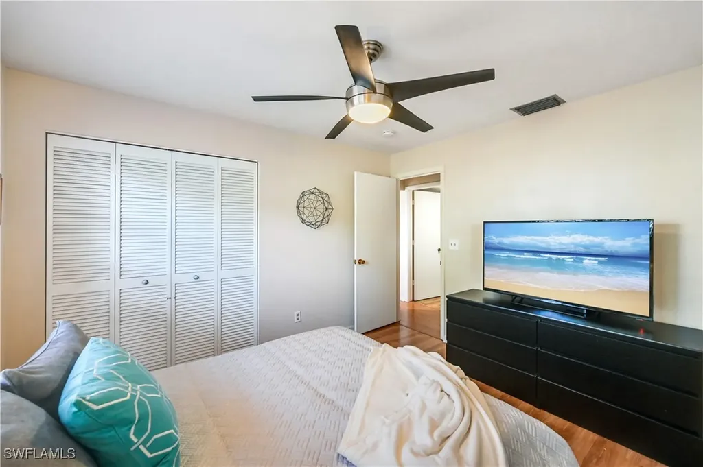 878 Meadowland Drive Naples FL 34108