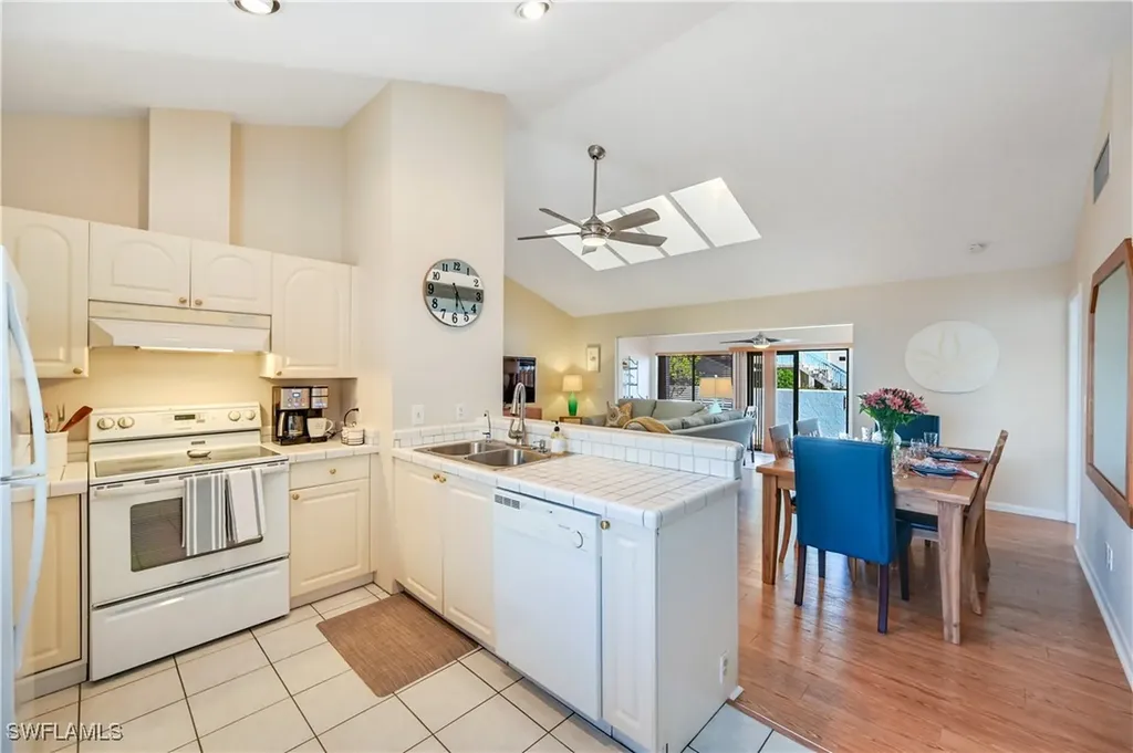 878 Meadowland Drive Naples FL 34108