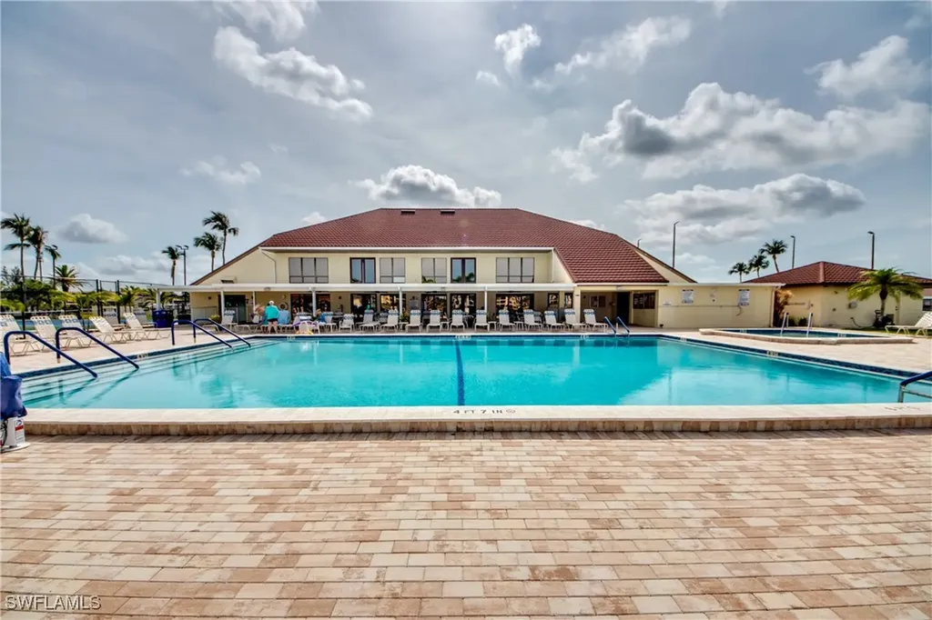 11060 Caravel Circle Fort Myers FL 33908