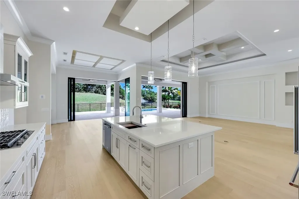 14282 Charthouse Circle Naples FL 34114