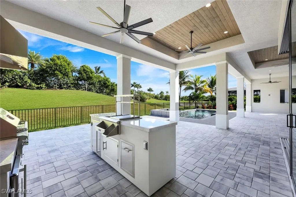 14282 Charthouse Circle Naples FL 34114